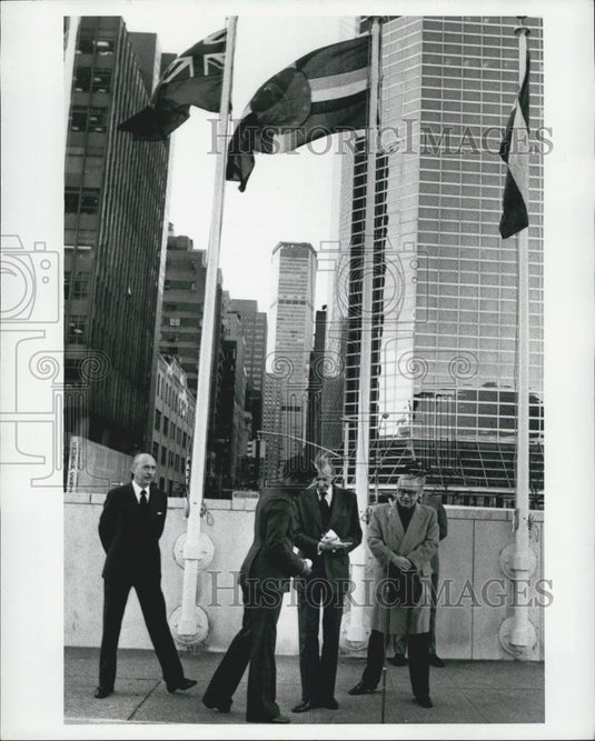 1978 Press Photo Flag Of Dominica Raised at UN Headquarters - Historic Images