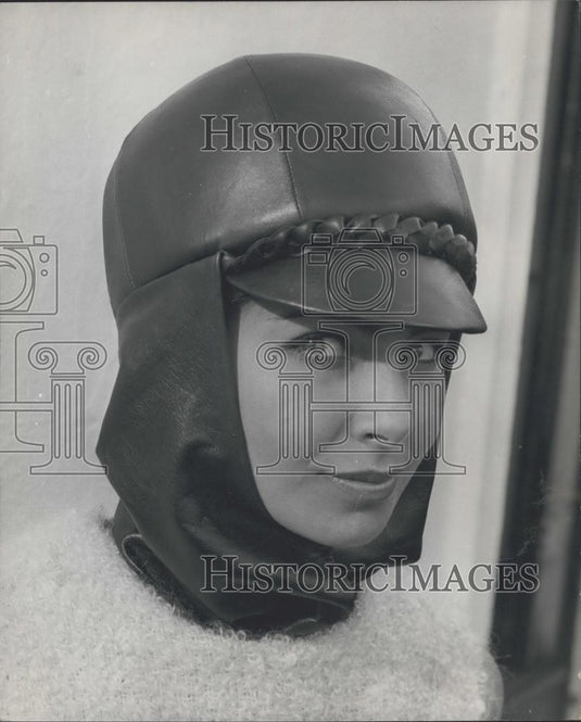 1963 Press Photo Simone Mirman Collection For Autumn & Winter - Historic Images