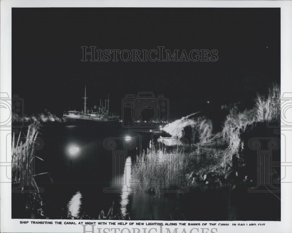 Press Photo New Lighting Along the Banks of the Panama Canal at Gallard Cut - Historic Images