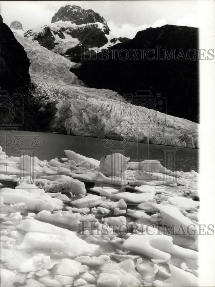 1972 Press Photo &#39;&#39;Ultima Esperanza&#39;&#39; &#39;&#39;Last Hope&#39;&#39; Glacier in Chile - Historic Images