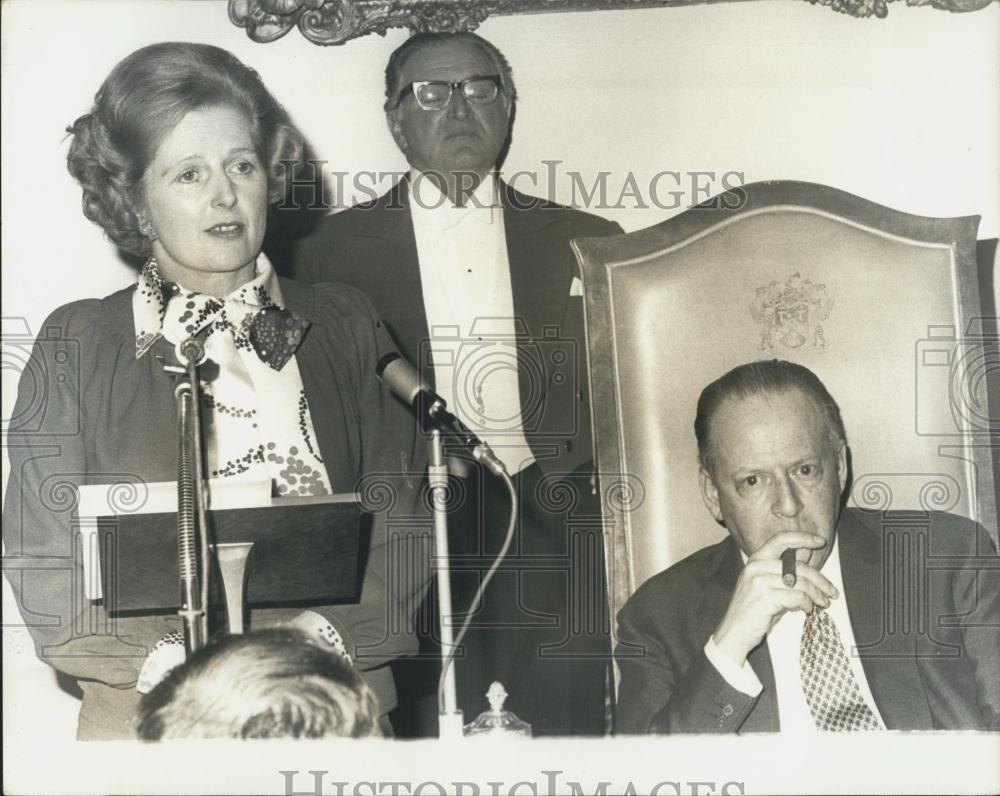 1978 Press Photo Mrs Thatcher Addresses overseas bankers at a Lunch in the City - Historic Images