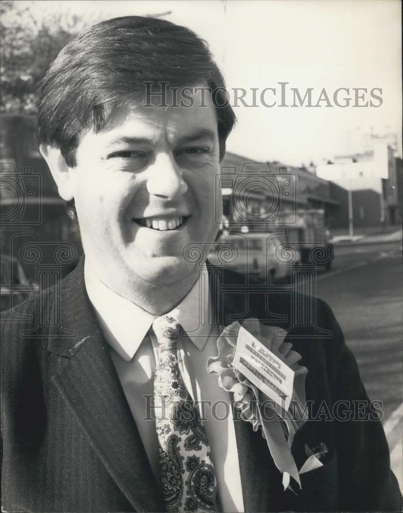 1969 Press Photo Islington North Conservative Candidate Andrew Pearce Portrait - Historic Images