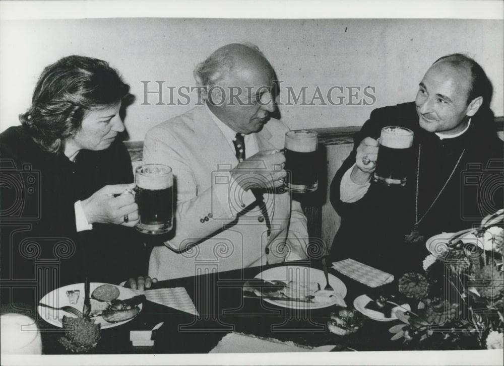 Press Photo German President Walter Scheel/Mildred Scheel/Odilo Lechner/Beer - Historic Images