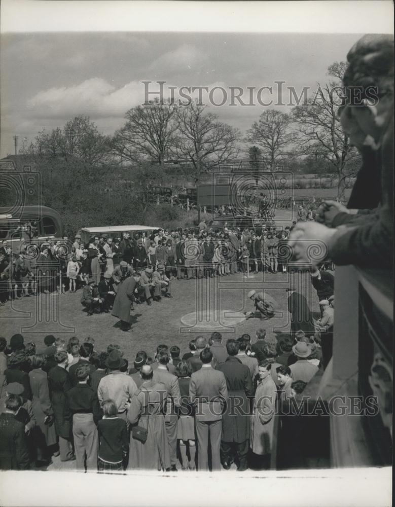 Press Photo National Marbles Championships Tinsley Green - Historic Images