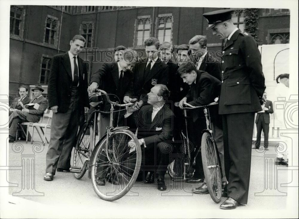 1950 Press Photo Safe Cycling Motorcycling Campaign Ministry Transport - Historic Images