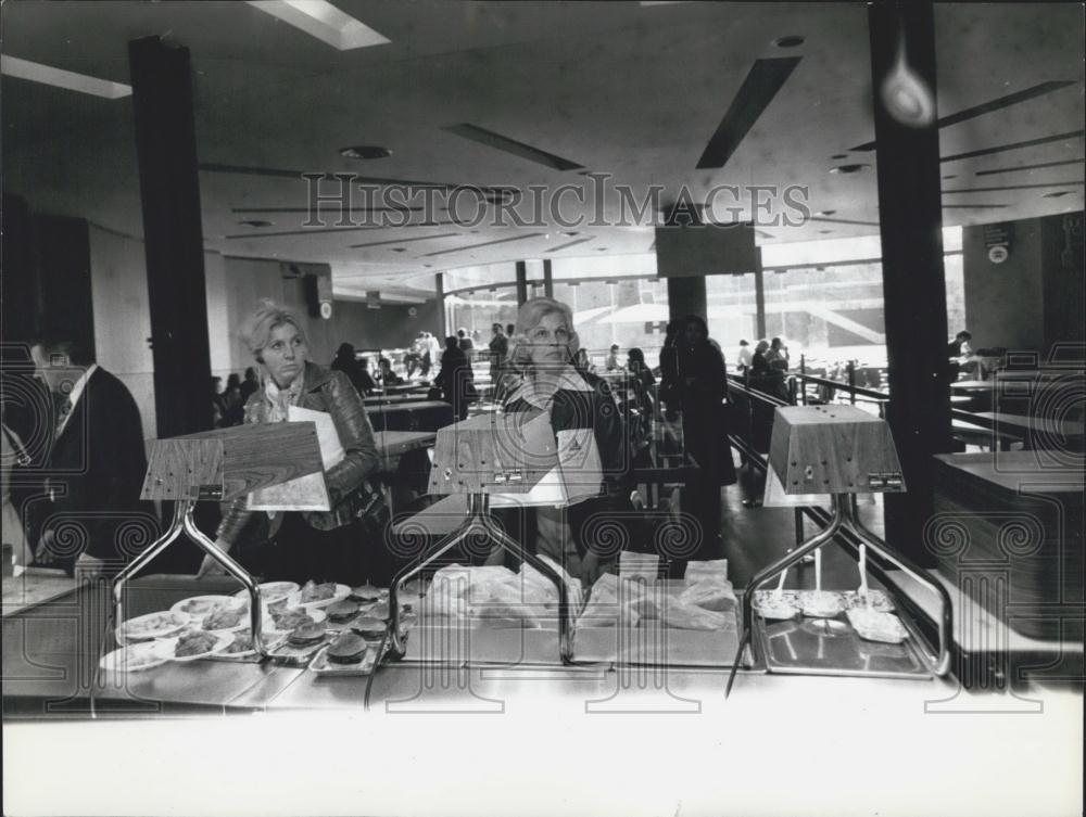 Press Photo Restaurant for the Tourists Inside the Vatican - Historic Images