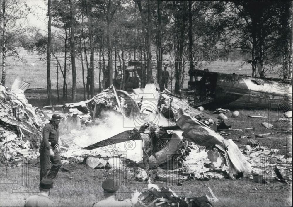 1963 Press Photo Belgian Military Plane Crash - Historic Images