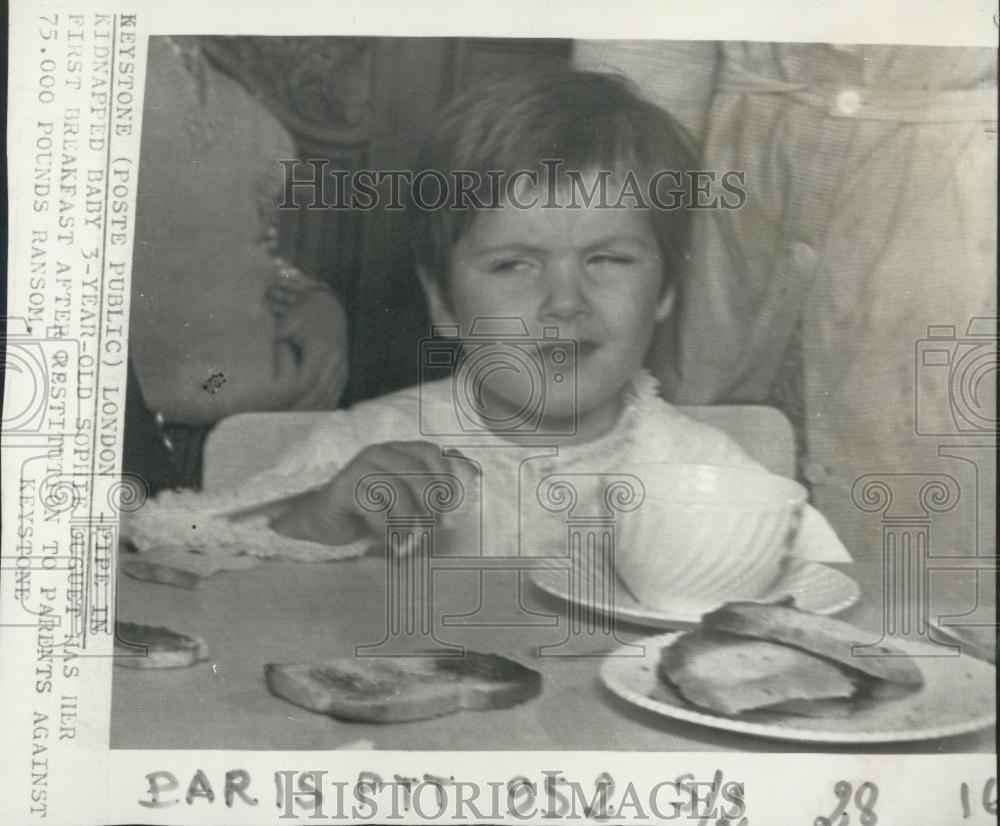 1969 Press Photo Kidnapped Sophie Duguet Found After Left In Car Near Station - Historic Images