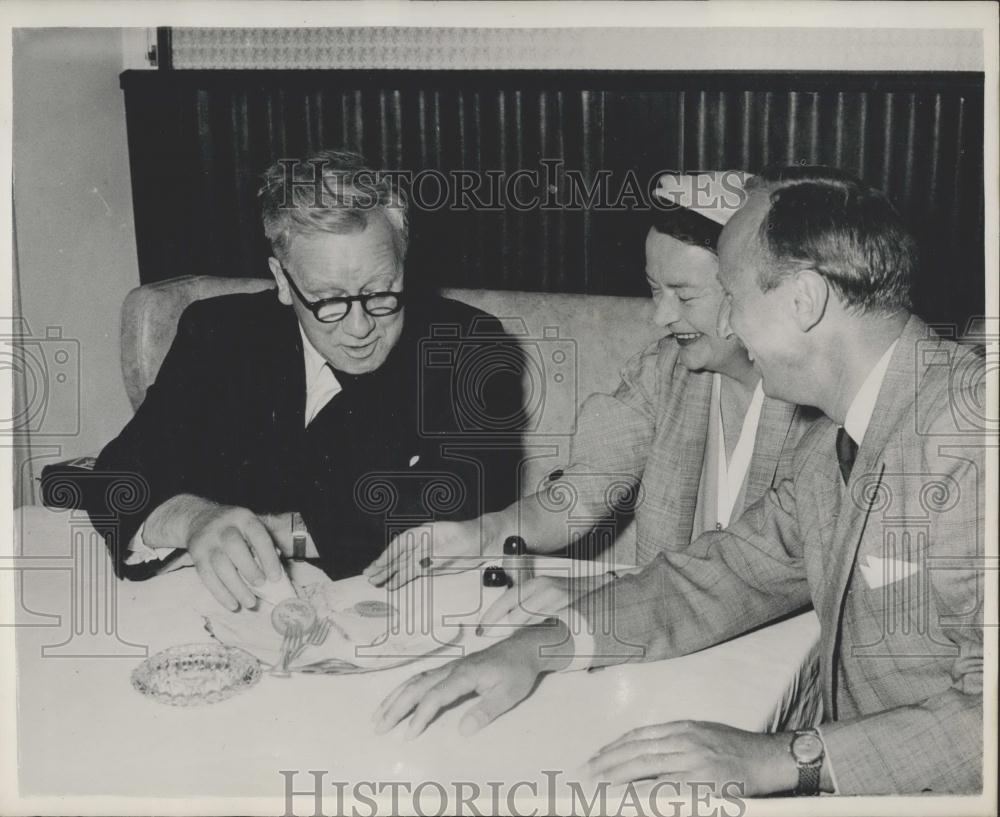 1953 Press Photo Former British Foreign Minister Herbert Morrison Visiting - Historic Images