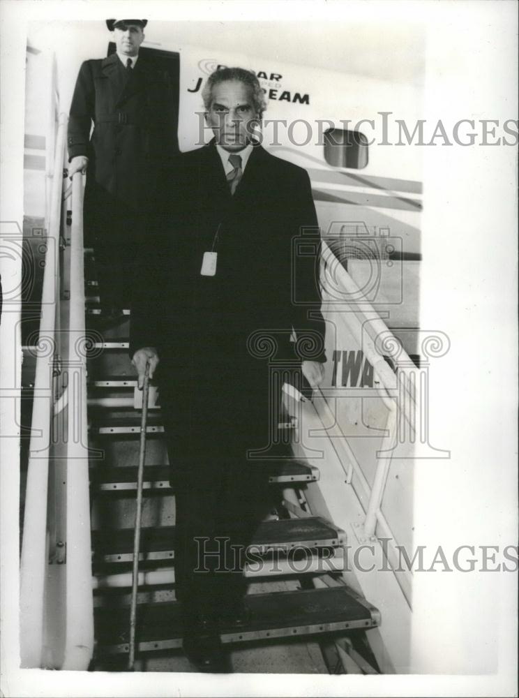 1957 Press Photo Krishna Menon ,from India - Historic Images