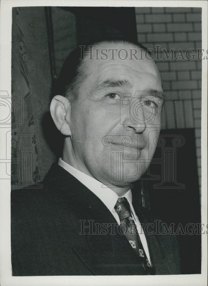 1953 Press Photo Captain Jan Owiklinski - Historic Images