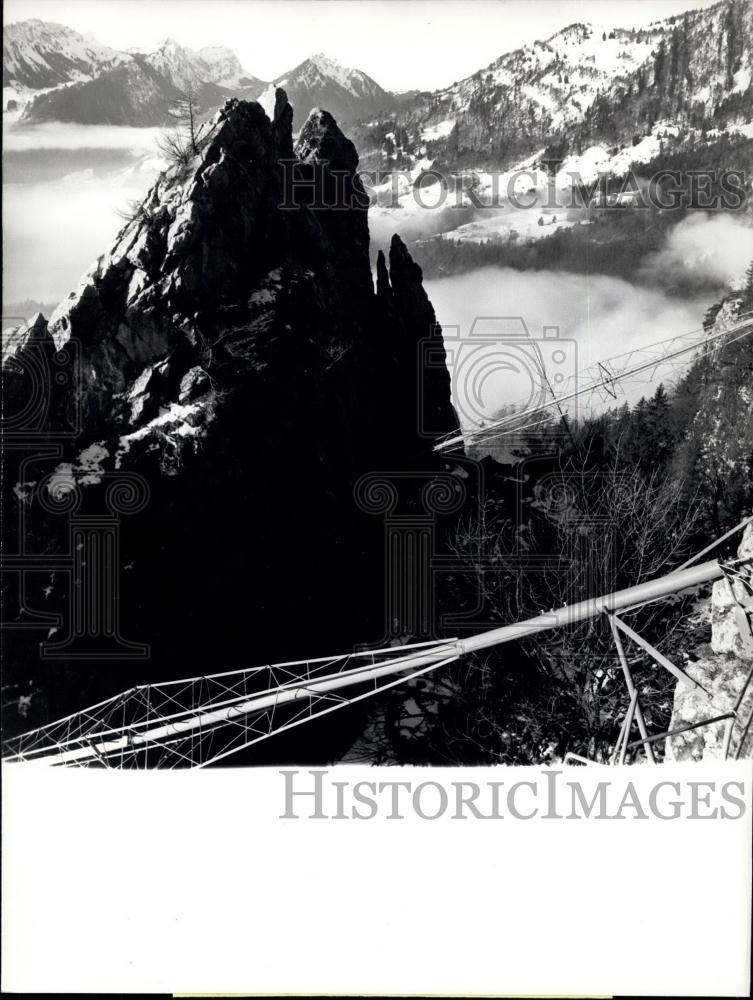 1974 Press Photo Landslip of 60'000 Cubic Meters - Historic Images