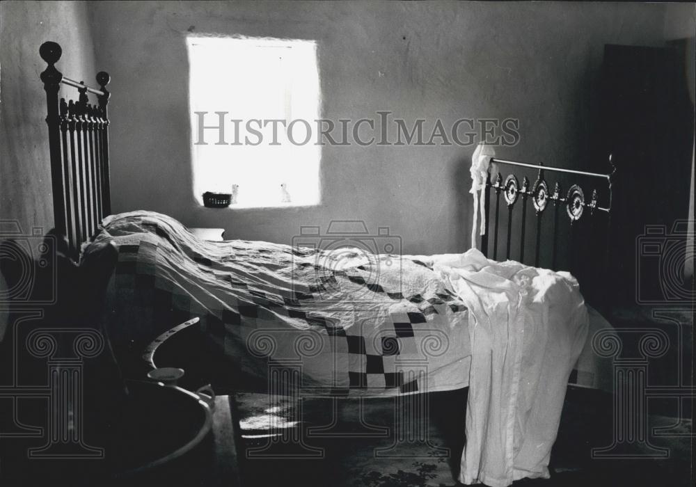 1968 Press Photo Main Bedroom At Camp Hill Cottage, Mellon Ancestral Home - Historic Images