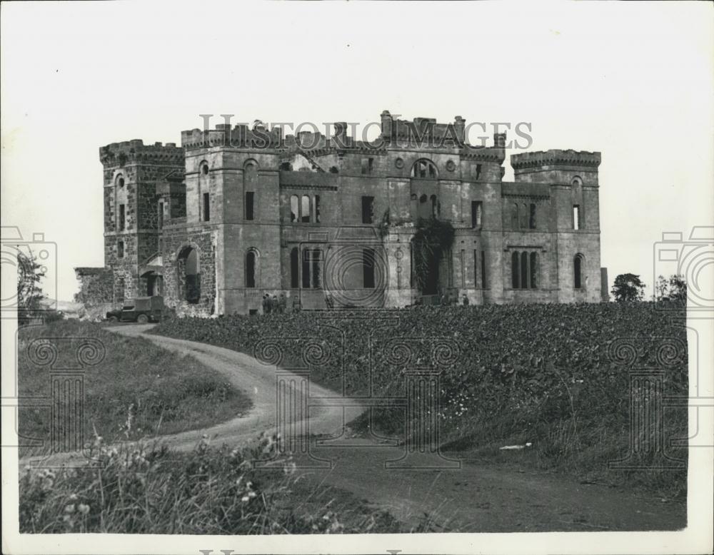 1957 Press Photo ruins of the castle - before the setting off of the explosive - Historic Images