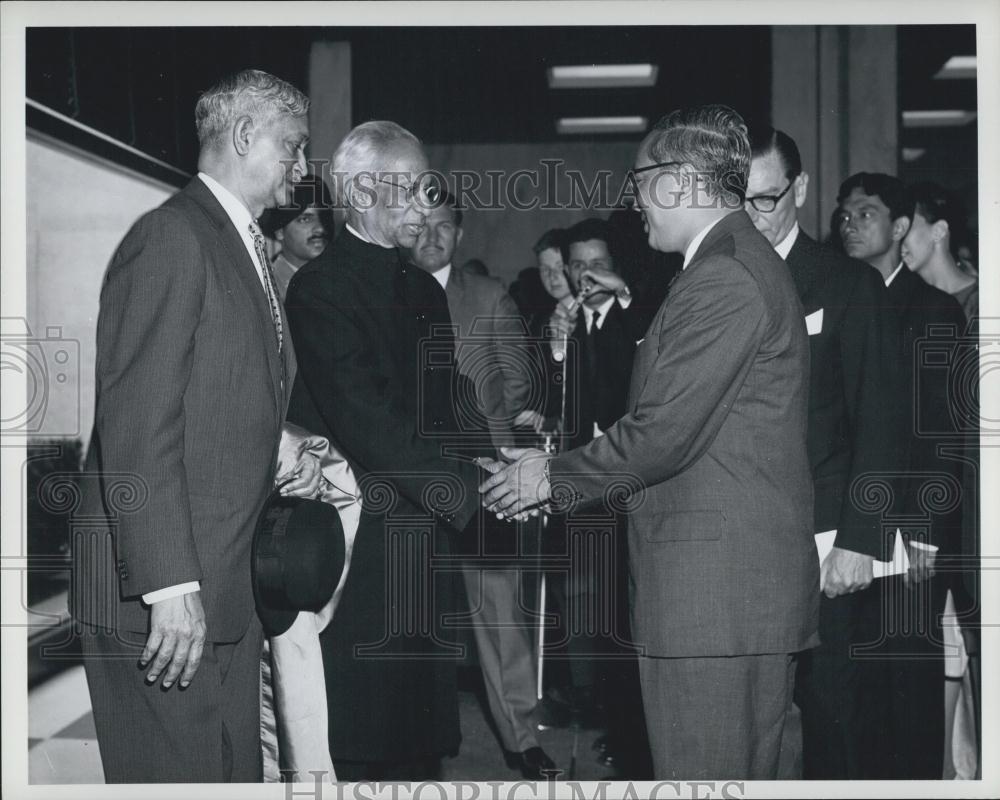 1963 Press Photo President of Indian Visits United Nations Headquarters - Historic Images