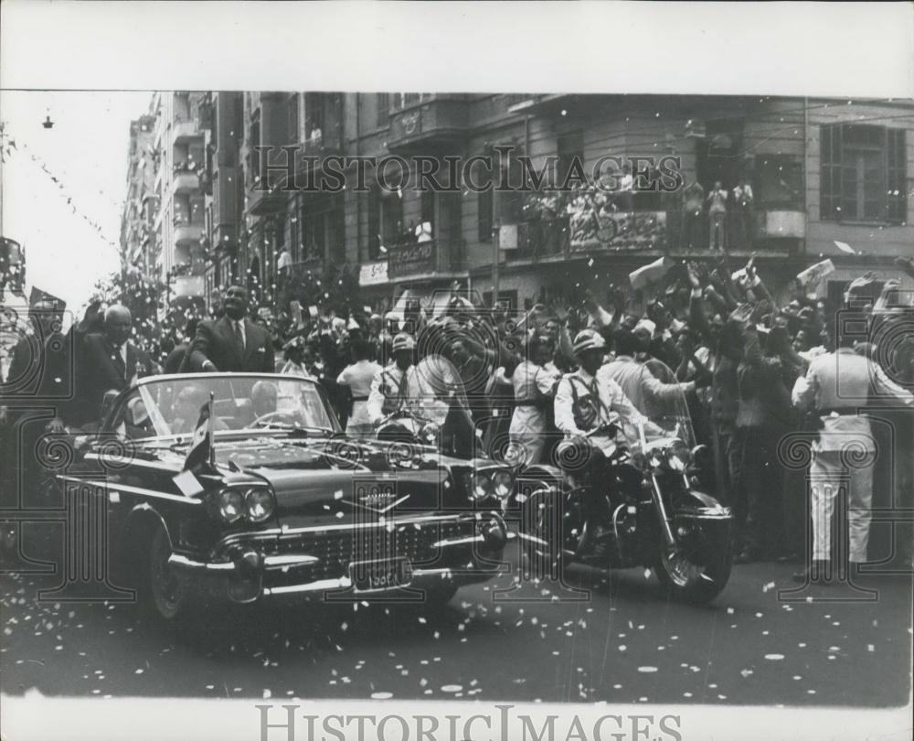 1964 Press Photo Tumultuous Welcome For Russian Prime Minister - Historic Images