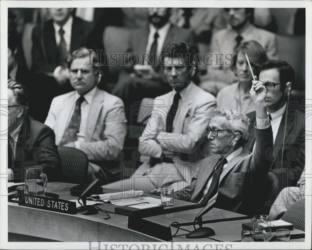 1981 Press Photo United States' Alternate Representative Charles M. Lichenstein - Historic Images