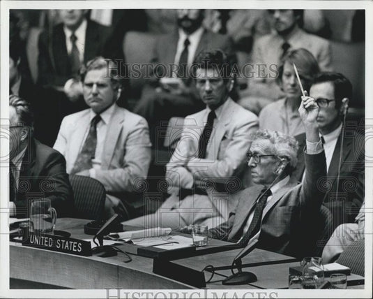 1981 Press Photo United States' Alternate Representative Charles M. Lichenstein - Historic Images
