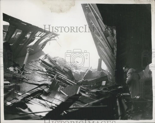 1957 Press Photo Lewisham Rail Disaster wreckage - Historic Images