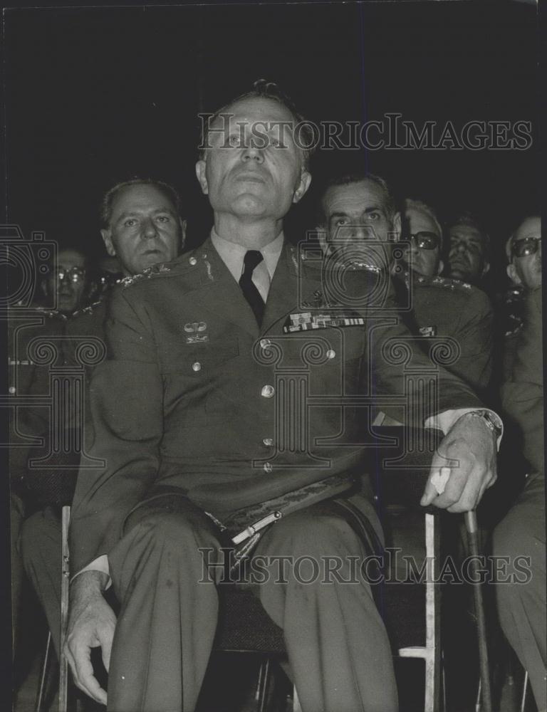 1974 Press Photo General Gratsos and other Military Officials During Meeting - Historic Images