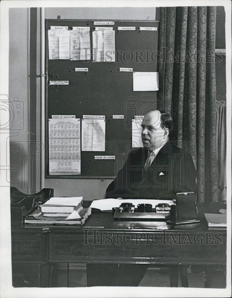 Press Photo Minister Labour Iain MacLeod Shipyard Strike Talking - Historic Images