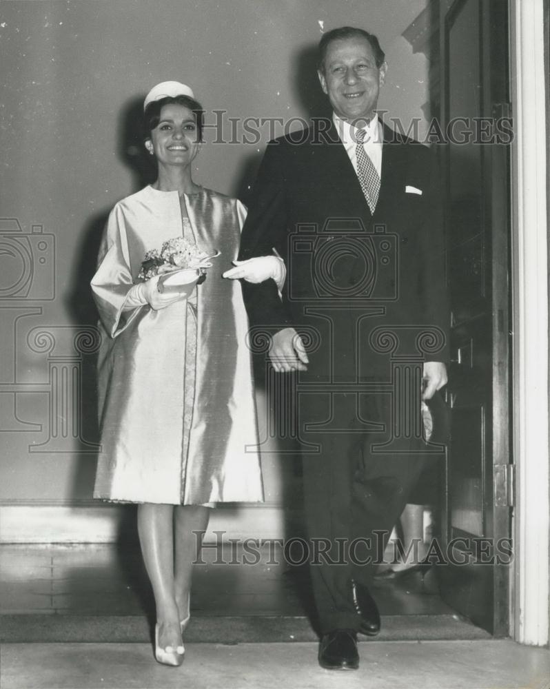 1962 Press Photo Harold Lever, Labour MP Marries Iraqi Heiress Mrs. Diane Zilkha - Historic Images