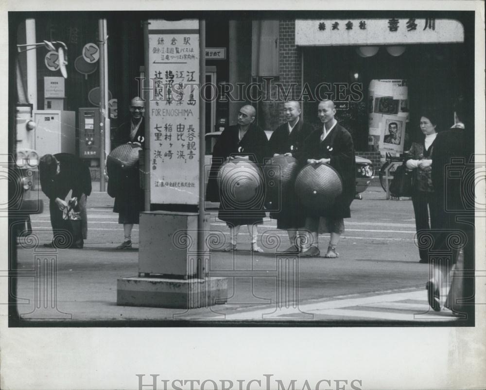 Press Photo Karmahune Japan monks - Historic Images