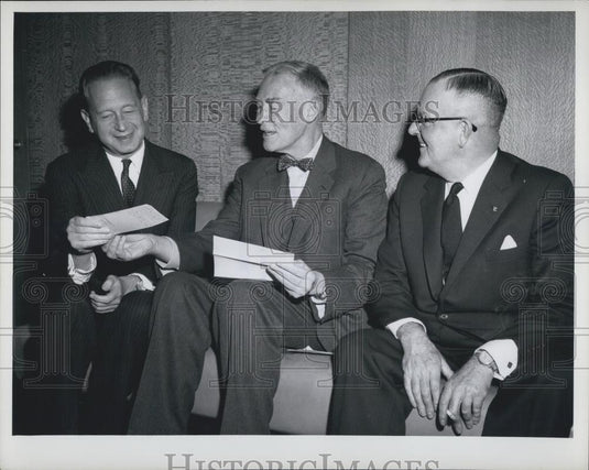 1960 Press Photo Mr. Christian Hertz Dag Mahmarskhjold & Mr. Frederick H. Boland - Historic Images