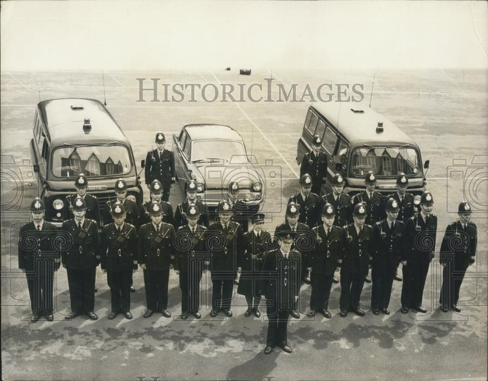 1965 Press Photo North West London ,Special patrol group to combat crime - Historic Images