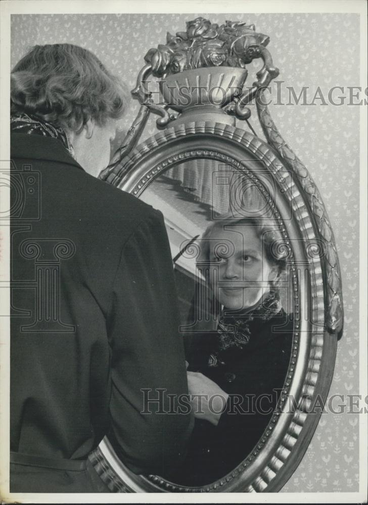 Press Photo Lis Groes, Denmark Minister Of Commerce, Mother Of Nine Children - Historic Images