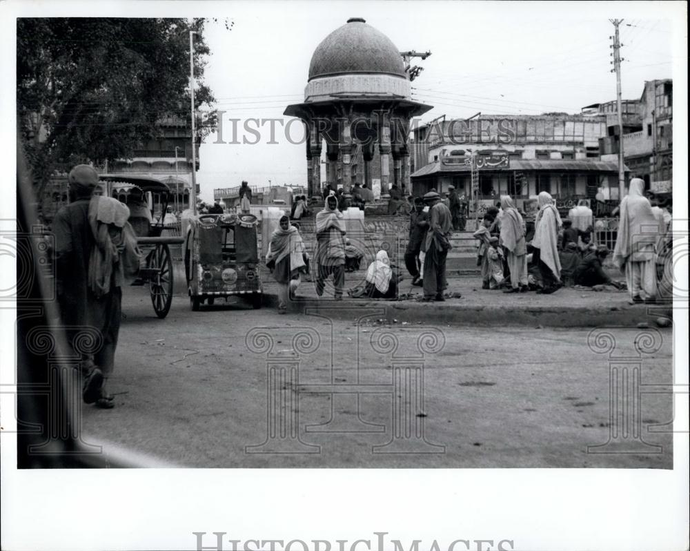 Press Photo Pakistan.Sheet scene in Peshawar - Historic Images