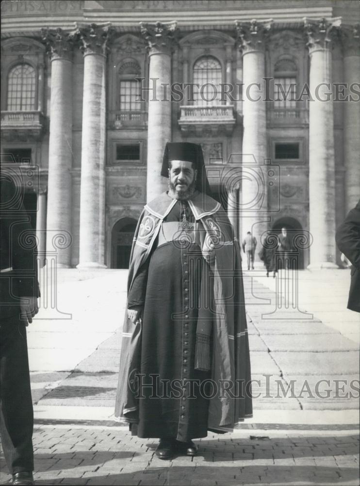 1962 Press Photo Bishop Yoachiam Nouez O.F.M., St. Peter Square - Historic Images