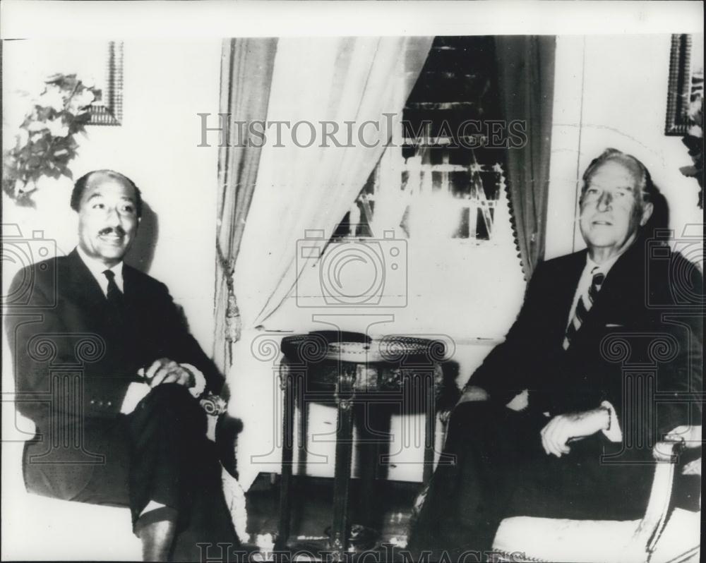 1971 Press Photo Wm Rogers USA Secy State In Egypt With Pres Sadat During Tour - Historic Images