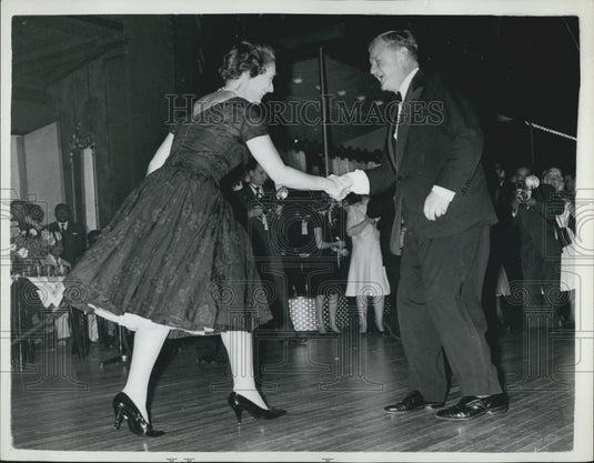 1961 Press Photo Lord Hailsham and his wife doing the "rocking goose". - Historic Images