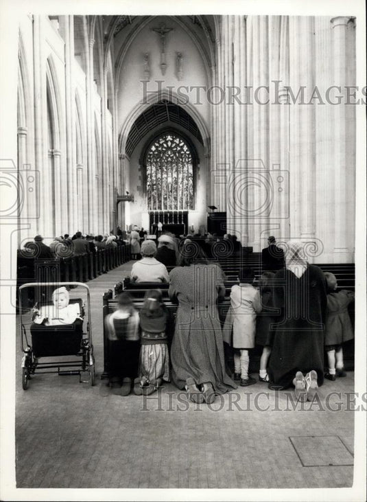 1958 Press Photo St. George's Cathedral,prayers for the Pope - Historic Images