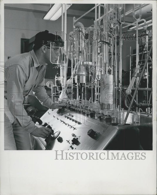 Press Photo Laboratory - Historic Images