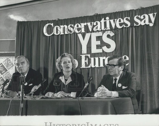1975 Press Photo Mrs. Thatcher Leader Opposition Mr. Whitelaw conference Party - Historic Images