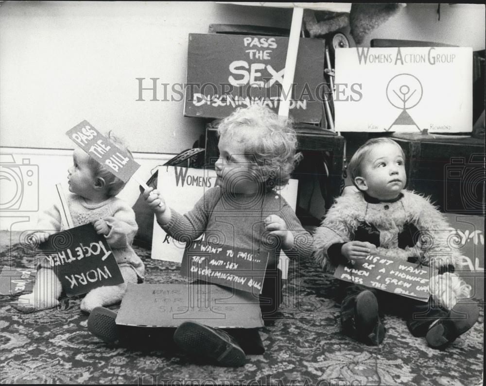 1973 Press Photo The kids room at the Battle for Equal Rights at Caxton Hall - Historic Images