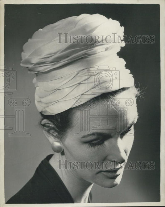 1956 Press Photo Spring Hat Fashion by Rudolf, Digby Morton Collection - Historic Images