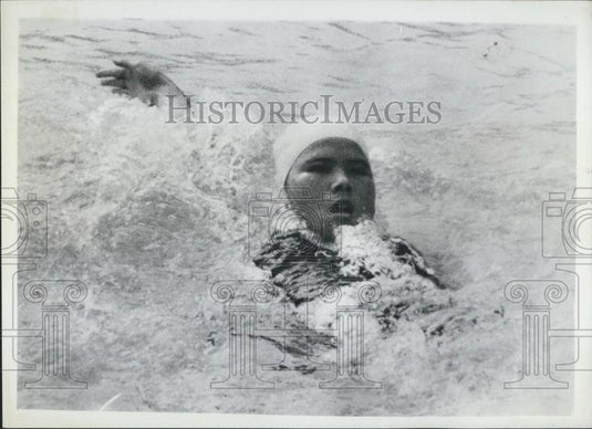 1960 Press Photo Japanese girl swimmer Sakato Tanaka - Historic Images
