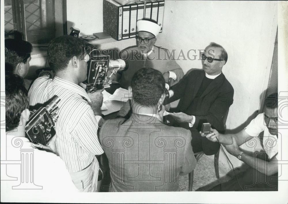 1969 Press Photo Sheikh Abdul Hamid Saeh Jordanian Minister of Religious Affairs - Historic Images