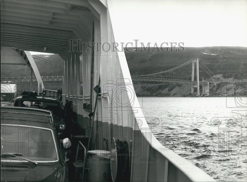 1977 Press Photo World's Most Northern Bridge under Construction Norway - Historic Images
