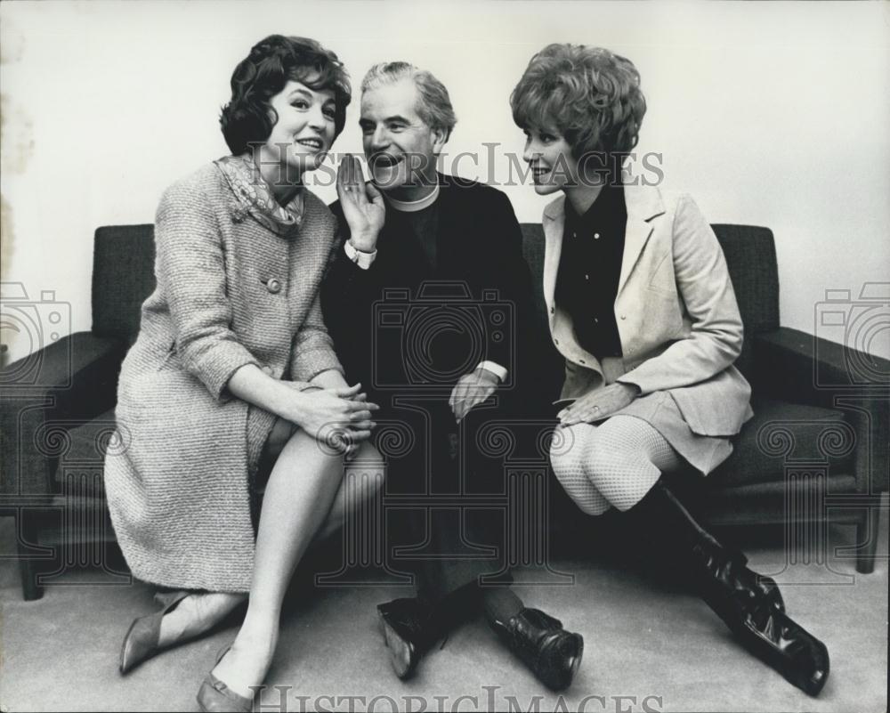 1966 Press Photo Bishop of Southwark, Dr. Mervyn Stockwood,B Shelley &amp; W Craig - Historic Images