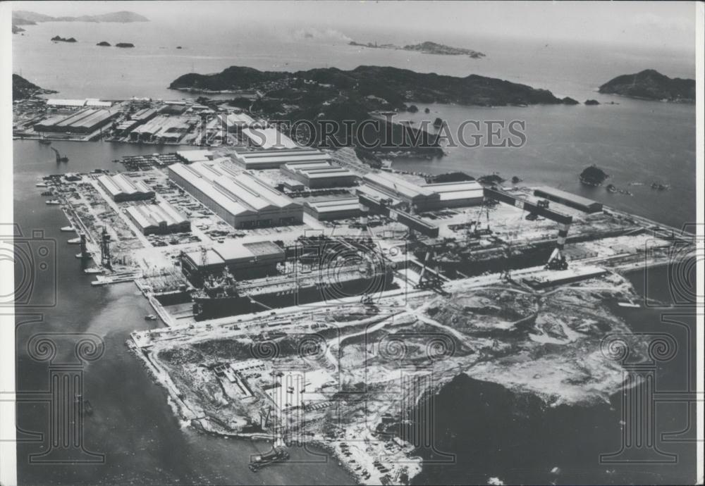 Press Photo Aerial View Of World&#39;s Biggest Shipyard Japan Nagasaki - Historic Images