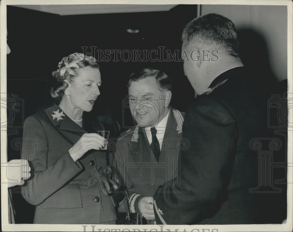 Press Photo Lady Mountbatten, Russian Military Attache Rogov, Eliseenko - Historic Images