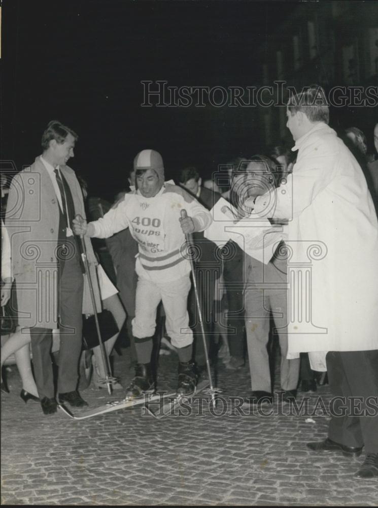 1966 Press Photo Comedian Maurice Baquet - Historic Images