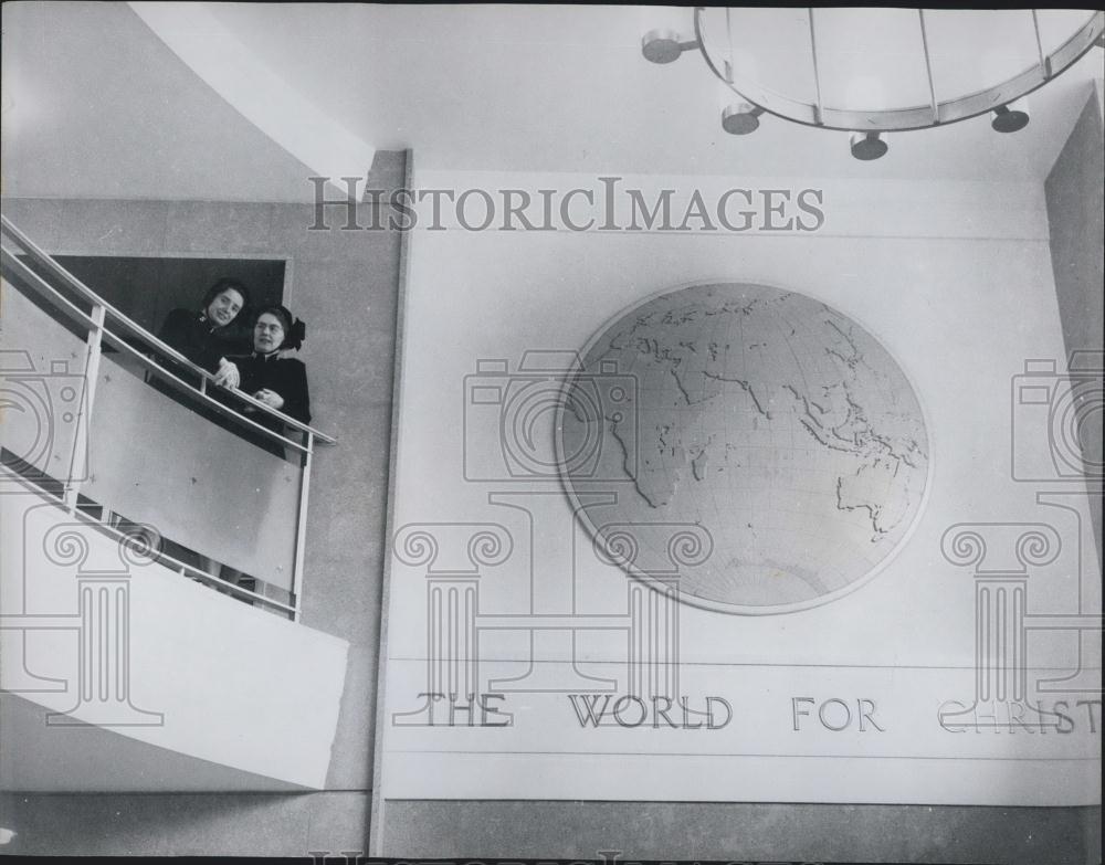 Press Photo Entrance Hall Salvation Army International Headquarters - Historic Images