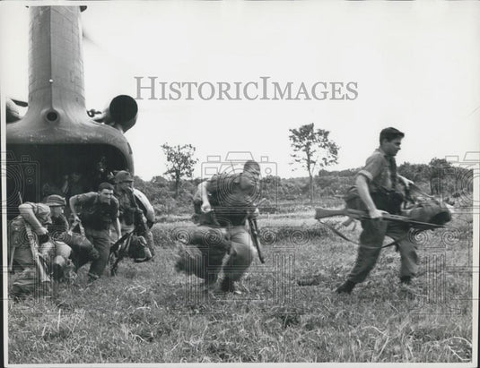 Press Photo Australian Troops of the "Baby Battalion" - Historic Images