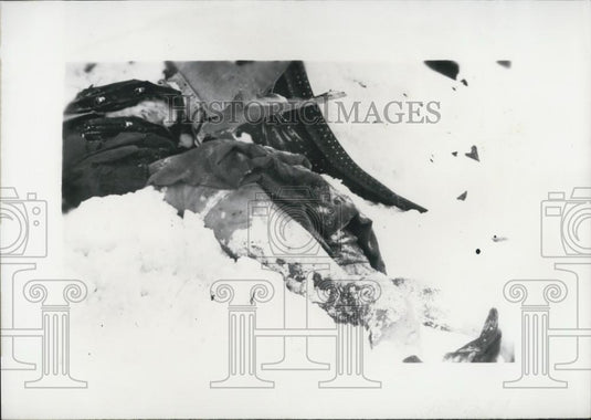 Press Photo British Aeroplane Bristol-Britannia Crash Wreckage Glungezer - Historic Images