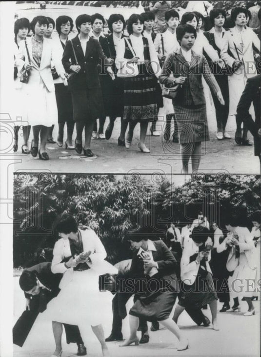 1979 Press Photo 20 Japanese policewoman as Mrs. Thatcher 's bodyguards - Historic Images